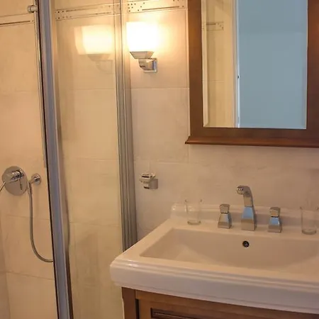 Panzió Yoda Saint-Jean-de-Luz