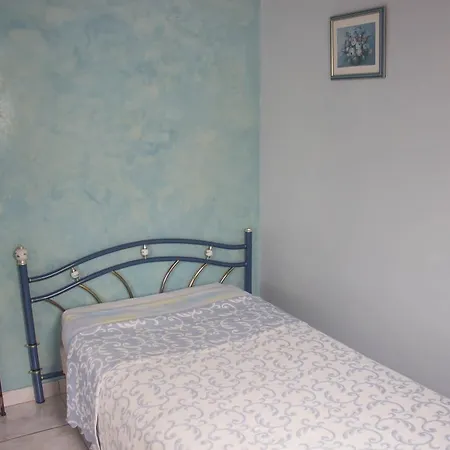 Panzió Yoda Saint-Jean-de-Luz